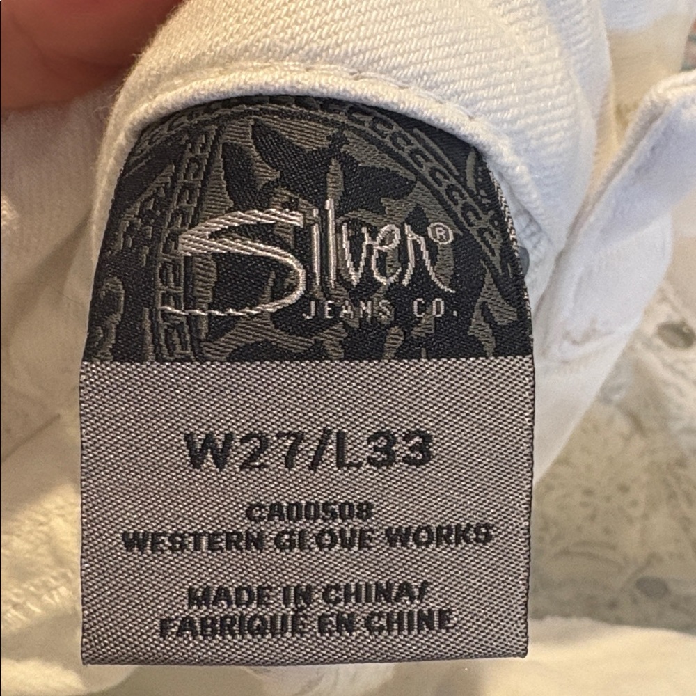 Silver Suki Fit White Jeans - Picture 7 of 8